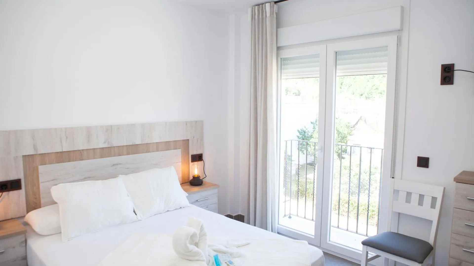 Apartamentos El Chorrilllo Almayate Bajo