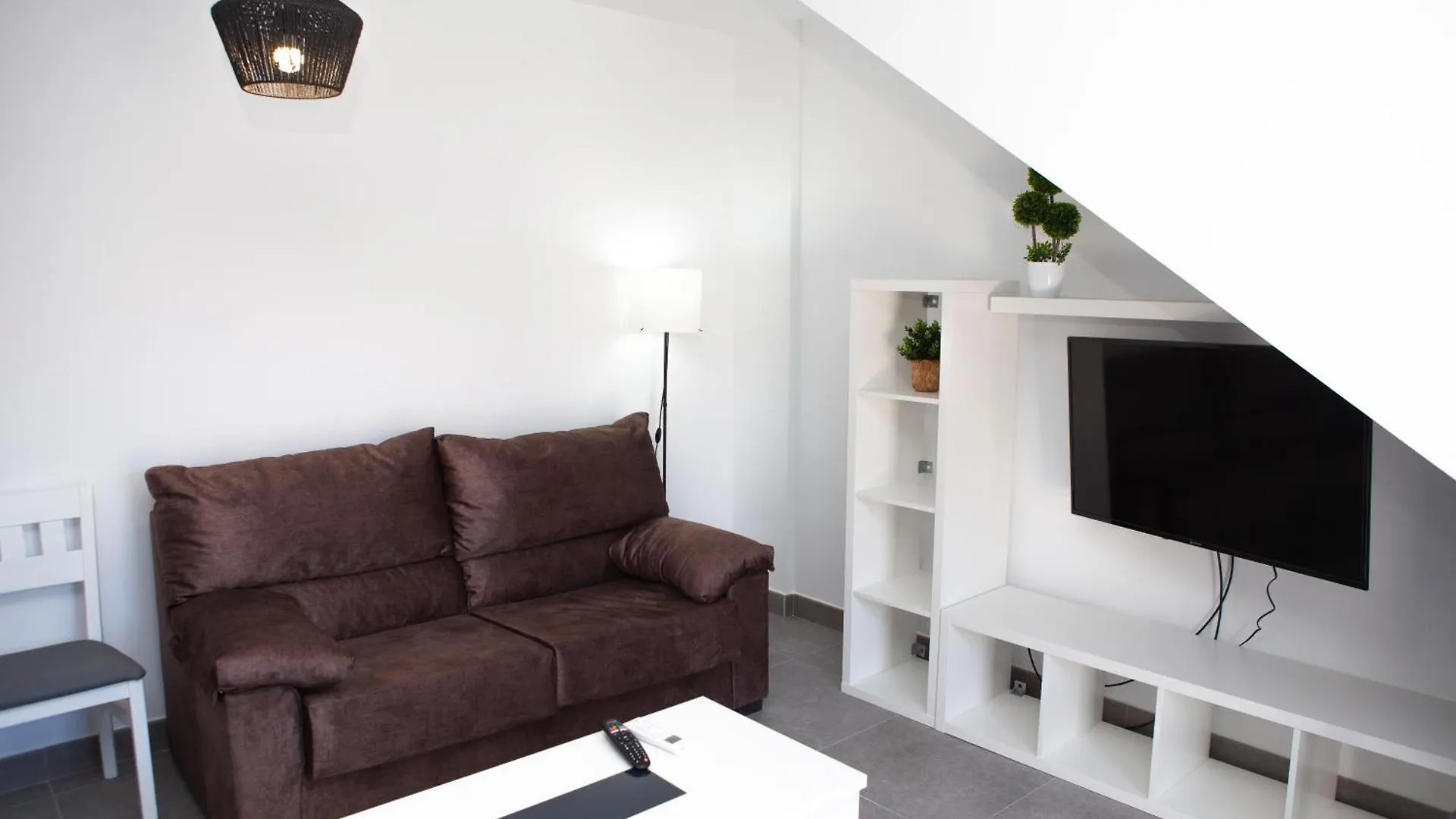 Apartamentos El Chorrilllo Almayate Bajo