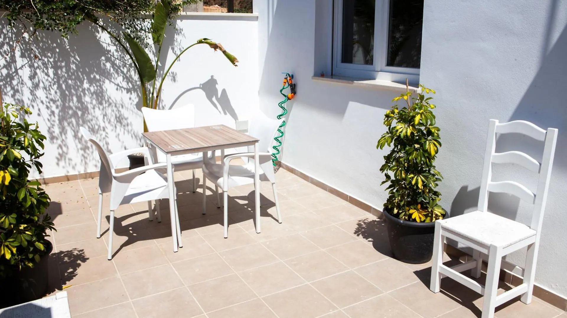 Apartamentos El Chorrilllo Almayate Bajo Apartmán